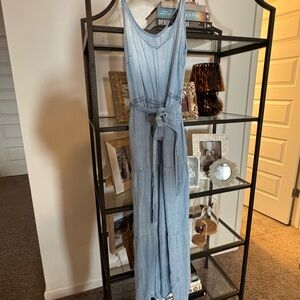 Velvet Heart Light Blue Midi Dress